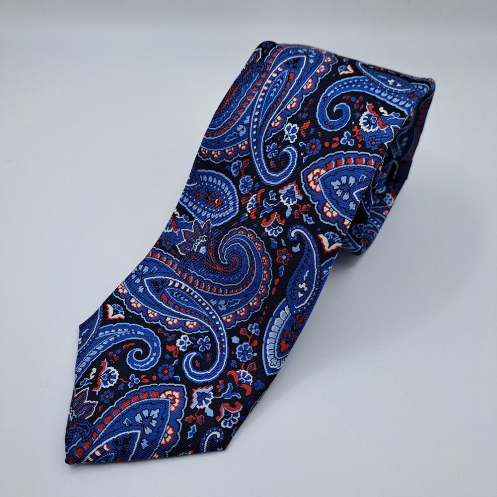 Mens 100% Silk Tie Blue Paisley 58 x 3 Roundtree And Yorke NWT